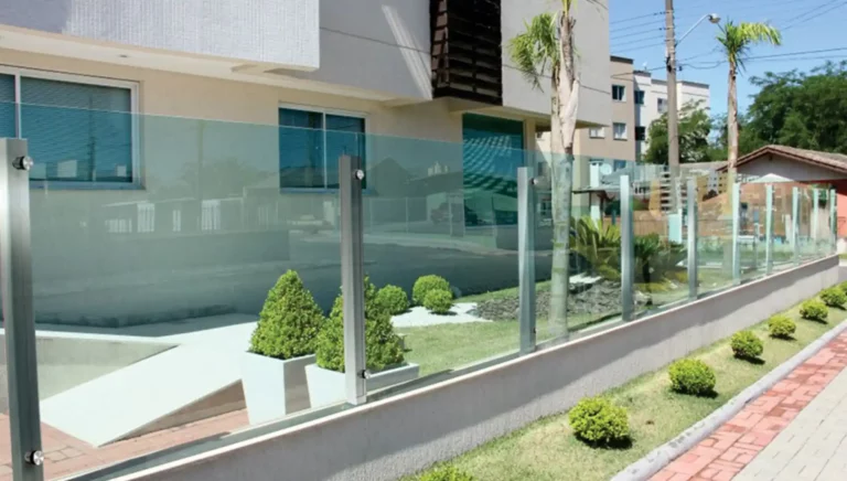 Muro de vidro temperado verde