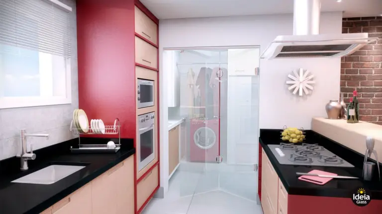 Qual o Melhor Vidro para Portas Pivotantes e de Correr?