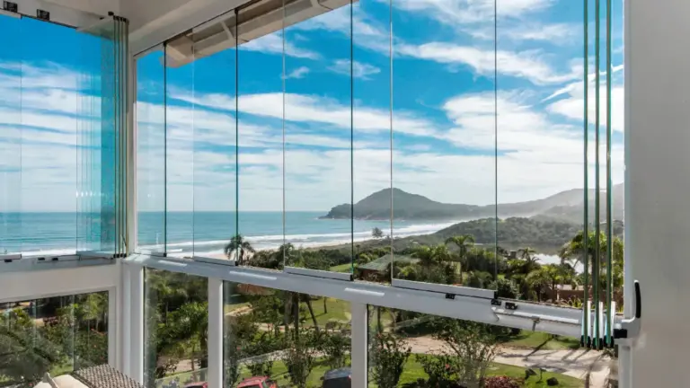 Kit Sacada sem Roldanas com painéis de vidro temperado