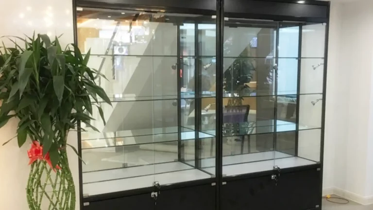 Vitrine de vidro temperado expositor em loja